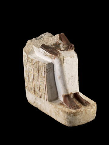 statuette
