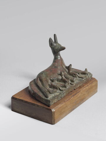 figurine