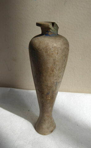 vase-hes ; vase simulacre ; vase miniature
