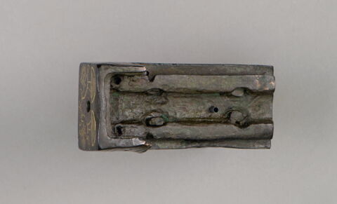 figurine ; élément de meuble  ; serrure, image 10/12