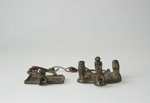 figurine ; table d'offrandes miniature, image 3/6
