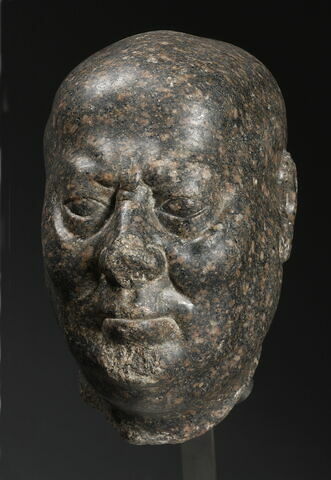 statue, image 7/7