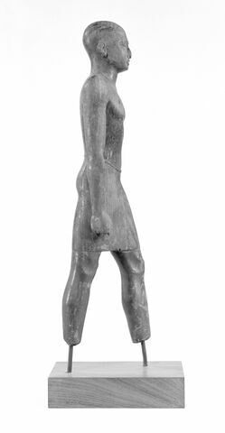 statue, image 10/12