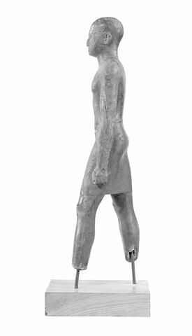 statue, image 11/12