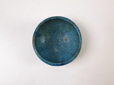 coupe à bord rentrant, image 3/4