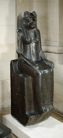 statue, image 5/7
