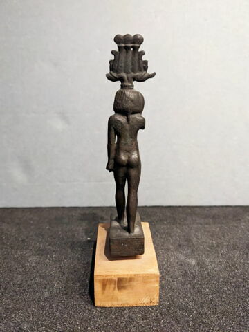figurine, image 2/4