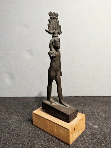 figurine, image 3/4