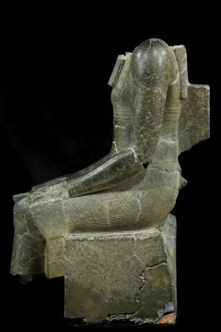 statue, image 10/10