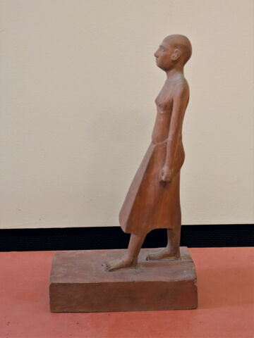 statue, image 3/4