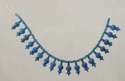 collier ; perle rondelle ; perle en bleuet