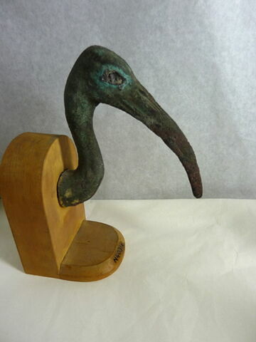 figurine ; statue, image 2/3