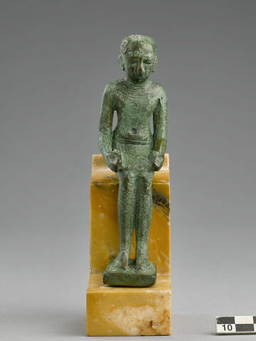 figurine, image 2/6