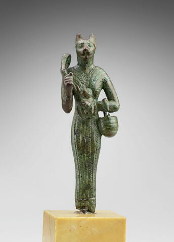 figurine