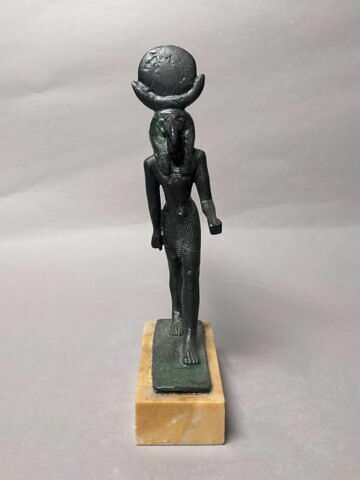 figurine, image 2/7