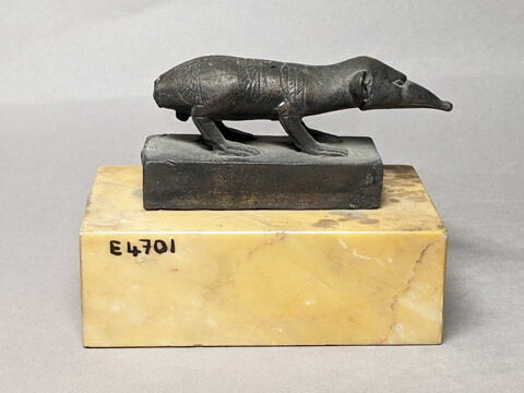 figurine
