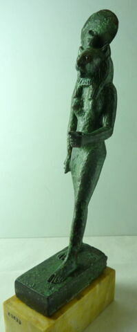 figurine