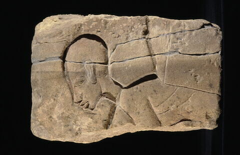 talatate, image 3/4