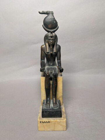 figurine, image 2/5