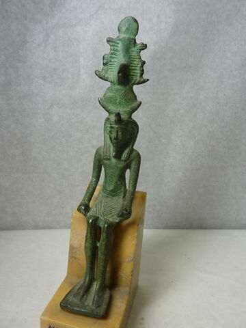 figurine