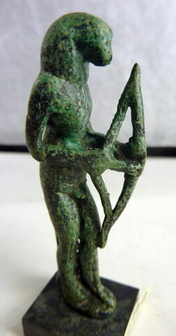 figurine