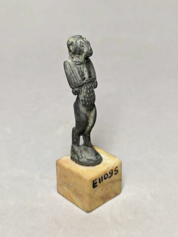 figurine