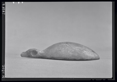 coupelle  ; vase plastique ; couvercle de vase, image 5/8