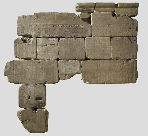 Le mur des annales de Thoutmosis III, image 3/21