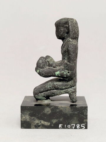 figurine, image 3/5