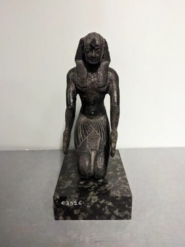 figurine de donateur, image 3/5