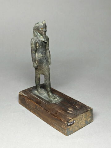 figurine