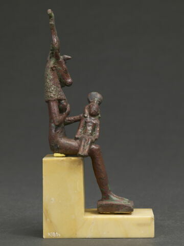 figurine, image 2/4