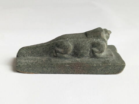 figurine