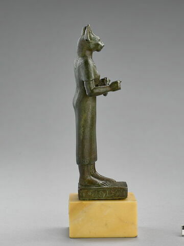 figurine, image 4/6