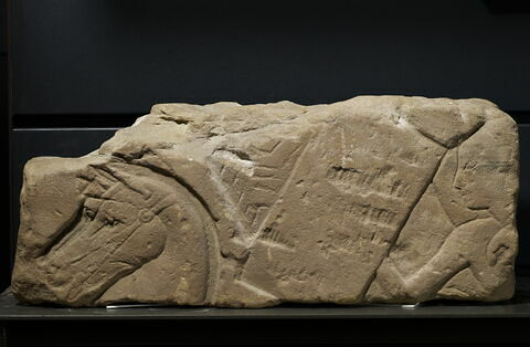 relief mural  ; talatate