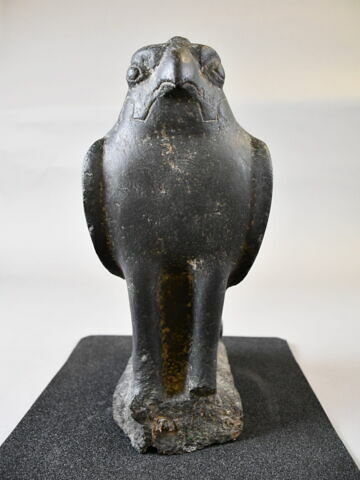 statue, image 5/5