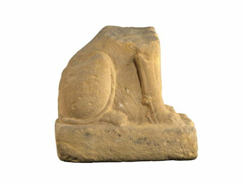 statue, image 3/6