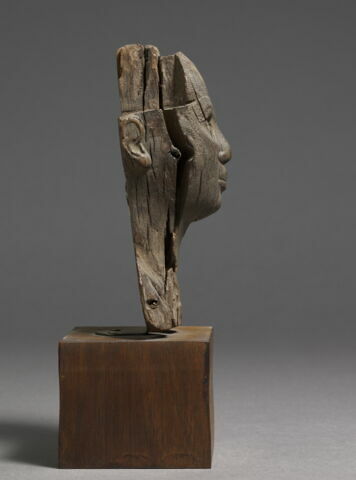 statue, image 3/6