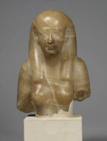 statue