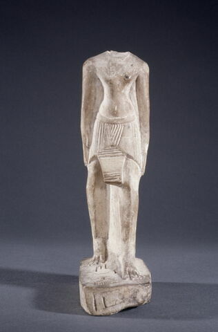 statue, image 6/7