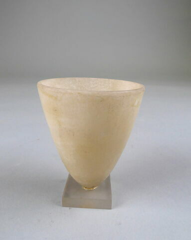 vase miniature ; gobelet évasé, image 1/2