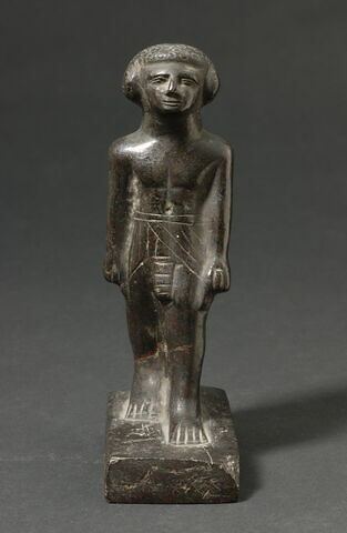 statue, image 5/8