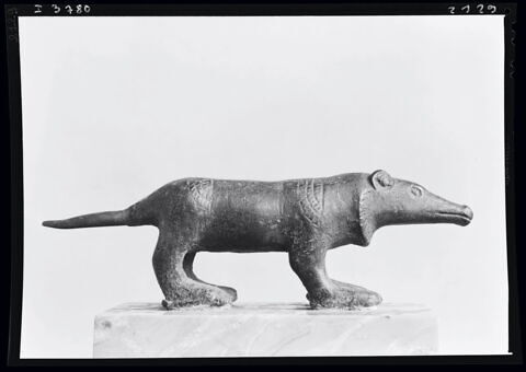 figurine ; cercueil de musaraigne, image 7/7