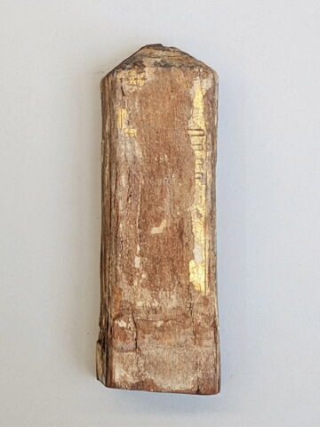 figurine d'Osiris à l'obélisque  ; élément momifié
