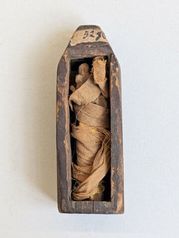figurine ; sarcophage miniature, image 2/6
