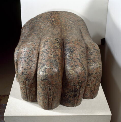 statue colossale, image 4/6