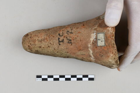 cône funéraire, image 3/7