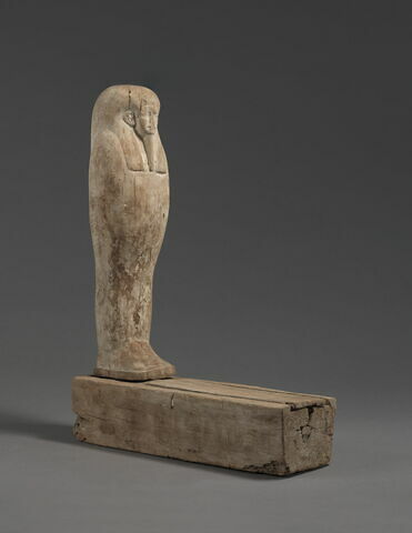 statue de Ptah-Sokar-Osiris ; sarcophage miniature ; élément momifié, image 1/8