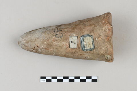 cône funéraire, image 2/7