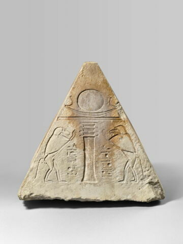 pyramidion tronqué, image 3/28